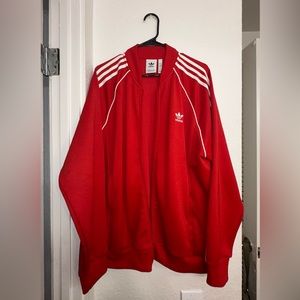 Adidas Zip-up jacket XL. Thrifted in perfect condition